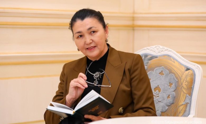 роза мұқанова өмірбаяны